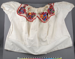 Thumbnail of Huipil, Blouse (2011.05.0500)