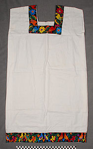 Thumbnail of Dress (2013.04.0110)