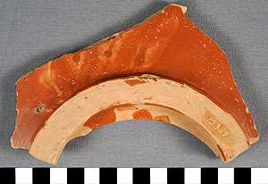 Thumbnail of Arretine Ware Plate Base Sherd (1915.03.0079)