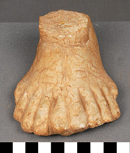 Thumbnail of Statuette Fragment:  Feet of Deity (1922.01.0154)