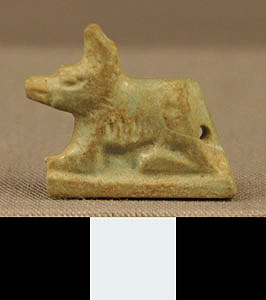 Thumbnail of Pendant: Animal (1926.02.0265)