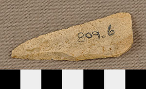 Thumbnail of Stone Tool: Projectile Point (1930.08.0067)