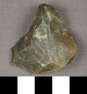 Thumbnail of Stone Tool: Projectile Point (1930.08.0068)