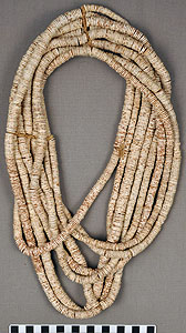 Thumbnail of Necklace (1971.12.0001)