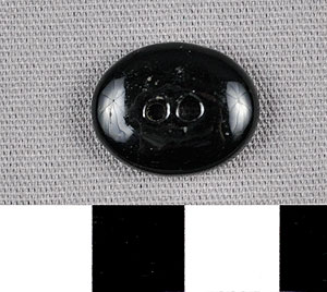 Thumbnail of Button (1972.21.0329)