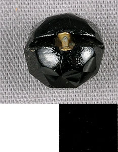 Thumbnail of Button (1972.21.0334)