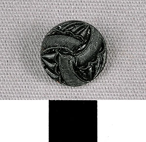 Thumbnail of Button (1972.21.0338)
