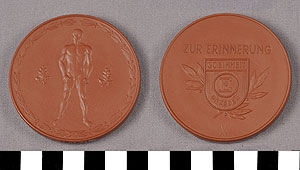 Thumbnail of Commemorative Medallion: "Zur Erinnerung" (1977.01.0486B)
