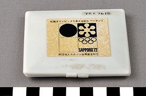 Thumbnail of Commemorative Olympic Pendant Necklace Case (1977.01.0761B)