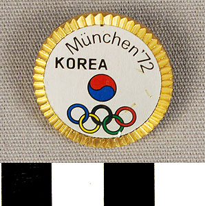 Thumbnail of Commemorative Pin: XX Summer Olympics, Korea (1977.01.1021)