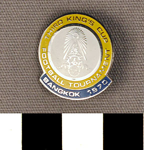 Thumbnail of Commemorative Pin: Third King