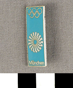 Thumbnail of Commemorative Pin for XX Summer Olympics in Munich (1977.01.1059J)