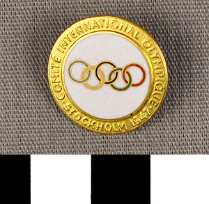 Thumbnail of International Olympics Committee Pin (1977.01.1389)