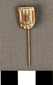 Thumbnail of Commemorative Stick pin (1977.01.1702)