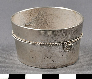 Thumbnail of Raft Model: Pail (1981.01.0001B)