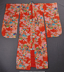 Thumbnail of Kimono (1993.18.0110)