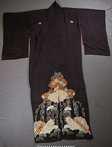 Thumbnail of Kimono (1993.18.0111)