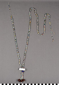 Thumbnail of Necklace  (2003.09.0012)
