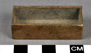 Thumbnail of Gold Dust Box: Abamphruwa, Small Box with Crocodile Lid (2011.05.0871A)