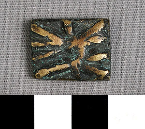 Thumbnail of Gold Weight: Square with Sun (2011.05.0889)