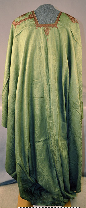 Thumbnail of Man’s Robe (2012.08.0090)