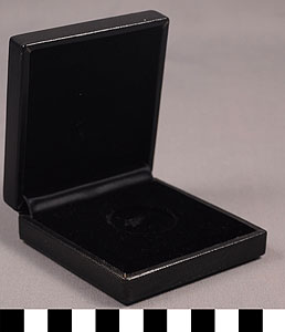 Thumbnail of Case: Commemorative Olympic Medallion Presented to Avery Brundage (1977.01.0023B)