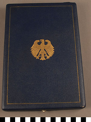 Thumbnail of Medal Case: Great Cross of Merit  (1977.01.0062C)