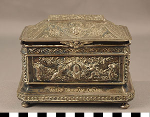 Thumbnail of Commemorative Box (1977.01.0222)