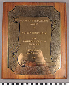 Thumbnail of Plaque: Olympic International Award (1977.01.0306)