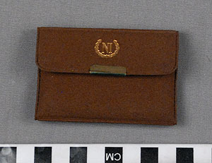 Thumbnail of Folding Medallion Case (1977.01.0393B)