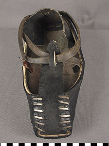 Thumbnail of Shoe (1995.24.0091A)