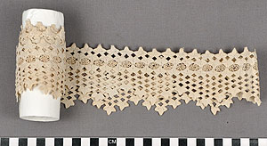 Thumbnail of Lace Trim Fragment (1998.06.0302A)
