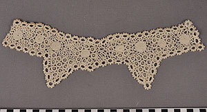Thumbnail of Collar or Cuff (1998.06.0312)