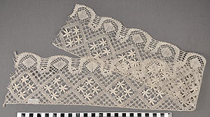 Thumbnail of Lace Trim Fragment (1998.06.0358)
