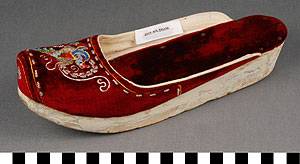 Thumbnail of Court Shoe (2010.04.0010A)