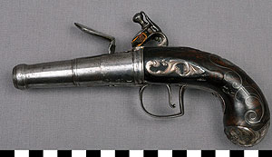 Thumbnail of Queen Anne Flintlock Muff Pistol (2011.02.0009A)