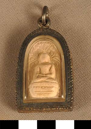 Thumbnail of Amulet,Votive Tablet: Seated Buddha, Pra Rught Ram Pun(?) ()
