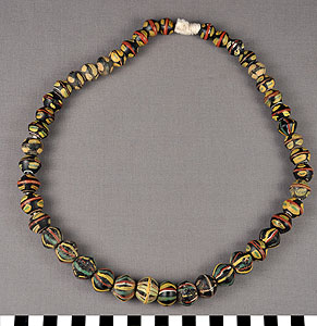 Thumbnail of String of Trade Beads (2012.03.0091)