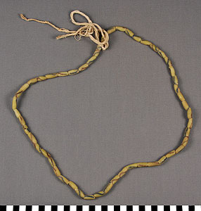 Thumbnail of String of Trade Beads (2012.03.0121)
