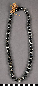 Thumbnail of String of Trade Beads (2012.03.0135)