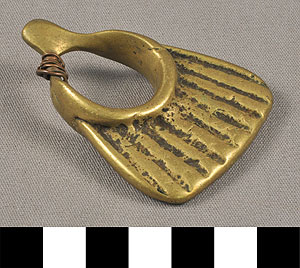 Thumbnail of Pendant (2012.03.2827)
