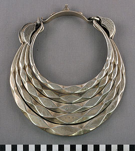 Thumbnail of Necklace (2012.10.0070)