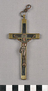 Thumbnail of Crucifix Pendant (2012.10.0105)