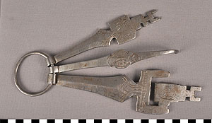 Thumbnail of Three Keys on Ring (2012.10.0124B)