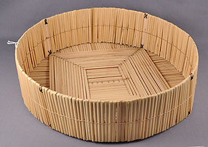 Thumbnail of Chief’s Headdress Basket (2013.04.0111B)