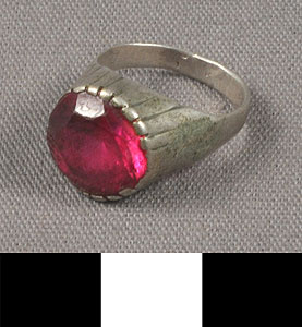 Thumbnail of Ring (2013.05.0919)