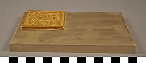 Thumbnail of Box Lid (1977.01.0172B)