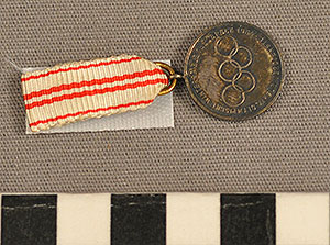 Thumbnail of Commemorative Winter Olympic Medal, Miniature (1977.01.0204)