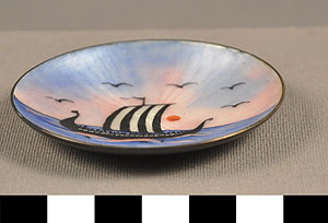 Thumbnail of Miniature Plate (1977.01.0365A)