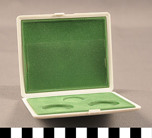 Thumbnail of Case for Commemorative Medal for XVIII Olympic Summer Games in Tokyo (1977.01.0423D)